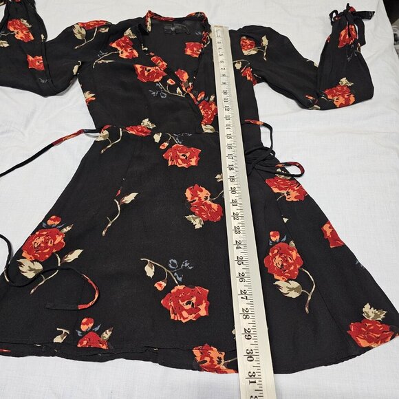 Reformation Floral Wrap Short Dress Women Size XS Black - Picture 9 of 16